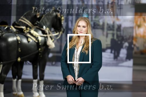 Amsterdam 4 november 2022
Fotomoment met koninklijke familie in de nieuwe kerk waar op dit moment een expositie is van Prinses Juliana.
Aanwezig Koning Willem Alexander Koningin Maxima Prinses Amalia Prinses Ariane en Prinses Alexia.