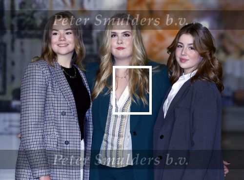 Amsterdam 4 november 2022
Fotomoment met koninklijke familie in de nieuwe kerk waar op dit moment een expositie is van Prinses Juliana.
Aanwezig Koning Willem Alexander Koningin Maxima Prinses Amalia Prinses Ariane en Prinses Alexia.