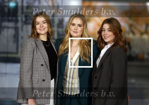 Amsterdam 4 november 2022
Fotomoment met koninklijke familie in de nieuwe kerk waar op dit moment een expositie is van Prinses Juliana.
Aanwezig Koning Willem Alexander Koningin Maxima Prinses Amalia Prinses Ariane en Prinses Alexia.