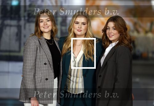 Amsterdam 4 november 2022
Fotomoment met koninklijke familie in de nieuwe kerk waar op dit moment een expositie is van Prinses Juliana.
Aanwezig Koning Willem Alexander Koningin Maxima Prinses Amalia Prinses Ariane en Prinses Alexia.