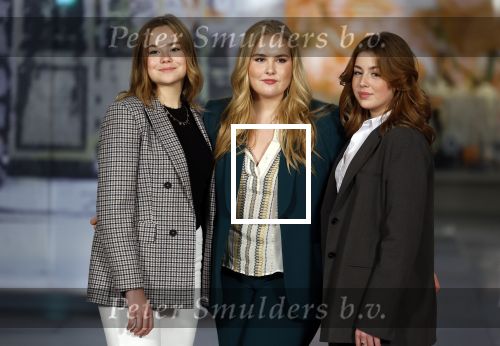 Amsterdam 4 november 2022
Fotomoment met koninklijke familie in de nieuwe kerk waar op dit moment een expositie is van Prinses Juliana.
Aanwezig Koning Willem Alexander Koningin Maxima Prinses Amalia Prinses Ariane en Prinses Alexia.