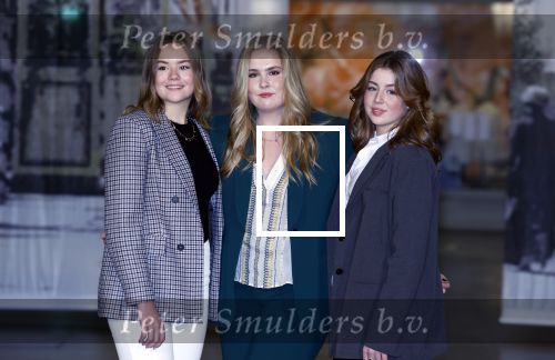 Amsterdam 4 november 2022
Fotomoment met koninklijke familie in de nieuwe kerk waar op dit moment een expositie is van Prinses Juliana.
Aanwezig Koning Willem Alexander Koningin Maxima Prinses Amalia Prinses Ariane en Prinses Alexia.