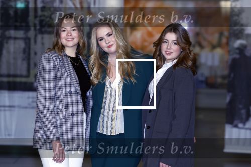 Amsterdam 4 november 2022
Fotomoment met koninklijke familie in de nieuwe kerk waar op dit moment een expositie is van Prinses Juliana.
Aanwezig Koning Willem Alexander Koningin Maxima Prinses Amalia Prinses Ariane en Prinses Alexia.