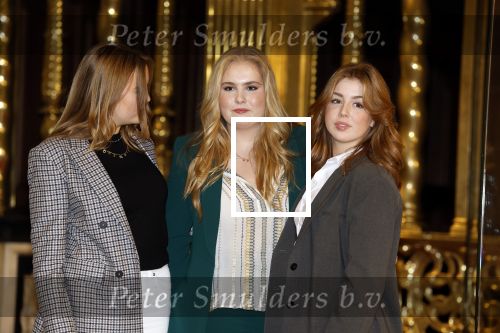 Amsterdam 4 november 2022
Fotomoment met koninklijke familie in de nieuwe kerk waar op dit moment een expositie is van Prinses Juliana.
Aanwezig Koning Willem Alexander Koningin Maxima Prinses Amalia Prinses Ariane en Prinses Alexia.