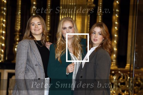 Amsterdam 4 november 2022
Fotomoment met koninklijke familie in de nieuwe kerk waar op dit moment een expositie is van Prinses Juliana.
Aanwezig Koning Willem Alexander Koningin Maxima Prinses Amalia Prinses Ariane en Prinses Alexia.