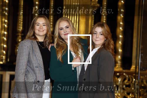 Amsterdam 4 november 2022
Fotomoment met koninklijke familie in de nieuwe kerk waar op dit moment een expositie is van Prinses Juliana.
Aanwezig Koning Willem Alexander Koningin Maxima Prinses Amalia Prinses Ariane en Prinses Alexia.
