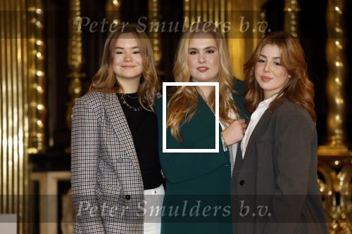 Amsterdam 4 november 2022
Fotomoment met koninklijke familie in de nieuwe kerk waar op dit moment een expositie is van Prinses Juliana.
Aanwezig Koning Willem Alexander Koningin Maxima Prinses Amalia Prinses Ariane en Prinses Alexia.