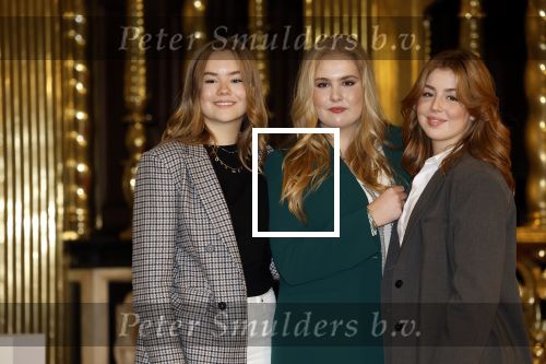 Amsterdam 4 november 2022
Fotomoment met koninklijke familie in de nieuwe kerk waar op dit moment een expositie is van Prinses Juliana.
Aanwezig Koning Willem Alexander Koningin Maxima Prinses Amalia Prinses Ariane en Prinses Alexia.