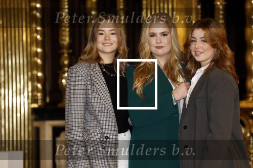 Amsterdam 4 november 2022
Fotomoment met koninklijke familie in de nieuwe kerk waar op dit moment een expositie is van Prinses Juliana.
Aanwezig Koning Willem Alexander Koningin Maxima Prinses Amalia Prinses Ariane en Prinses Alexia.