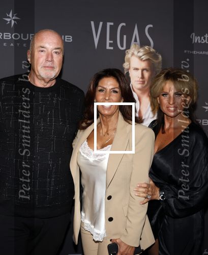 Amsterdam 5 november 2022
Premiere Hans Klok bij the Harbour Club in Amsterdam. Rachel Hazes en Willem v Boxtel en Jacqueline Laats