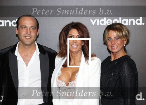 Amsterdam, 19 Oktober 2022
Premiere documentaire Andre Hazes bij Videoland in het Tuschinski theater
Rachel Hazes met Jacqueline Laats -ex vrouw Rene v d Gijp en haar zoon Sanny v d Gijp