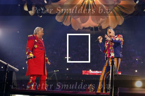 Amsterdam 19 november 2022
Toppers in concert in deJohan Cruijff arena.
Met oa Jeroen v d Boom Rene Froger Gerard Joling en Jan Smit.
