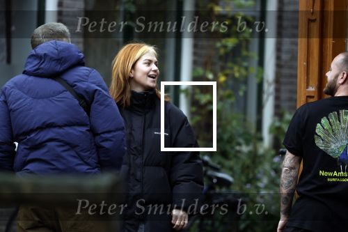 Amsterdam 17 november 2022
Roxeanne Hazes gaat naar de kapper in de Jordaan en haar vriend Erik Zwennes komt haar ophalen .