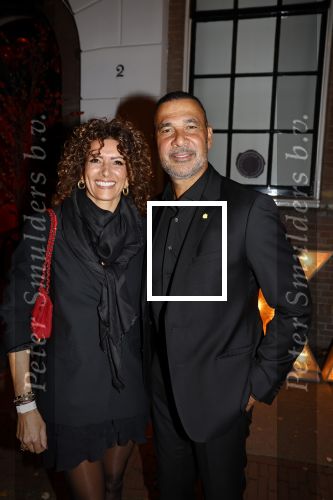Amsterdam 10 november 2022
10 jarig bestaan van Izakaya.
Ruud Gullit met zijn vriendin Karin de Rooij en haar zoon Nigel