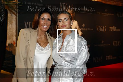 Amsterdam 5 november 2022
Premiere Hans Klok bij the Harbour Club in Amsterdam. Sarah v Soelen en Rachel Hazes