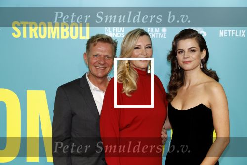 Amsterdam 31 oktober 2022
Premiere Stromboli in Tuschinski.
Saskia Noort met Michiel v Erp en Elise Schaap