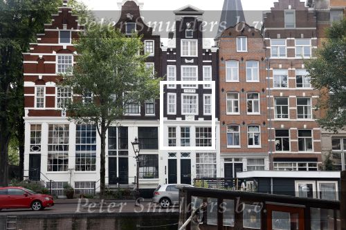 Amsterdam 14 september 2022
Voor het huis van Thierry baudet staat nog steeds een beveiligings camera