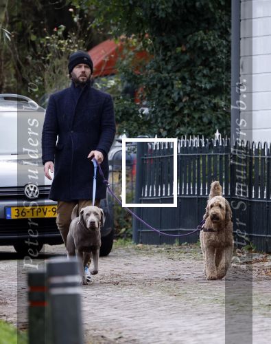 Zuiderwoude 18 november 2022
Thijs Romer laat zijn honden uit .