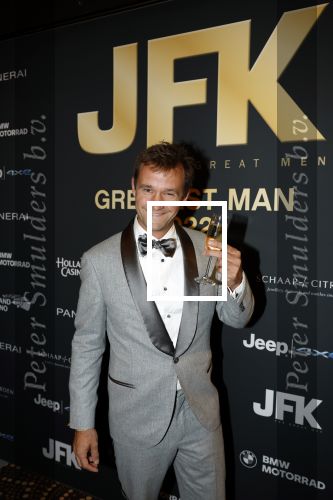 Amsterdam 27 oktober 2022
JFK Greatest man 2022 Gala in het Holland Casino.
Winnaar is Barry Hay. Thomas Rietrae