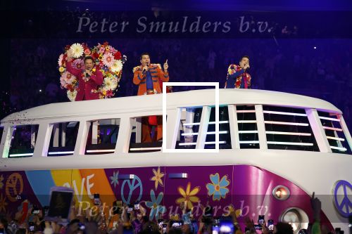 Amsterdam 19 november 2022
Toppers in concert in deJohan Cruijff arena.
Met oa Jeroen v d Boom Rene Froger Gerard Joling en Jan Smit.