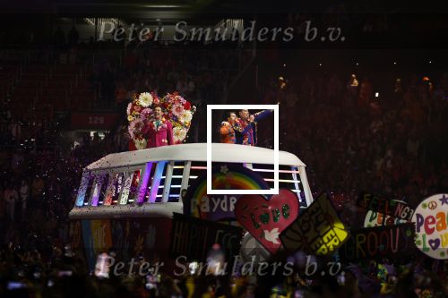 Amsterdam 19 november 2022
Toppers in concert in deJohan Cruijff arena.
Met oa Jeroen v d Boom Rene Froger Gerard Joling en Jan Smit.