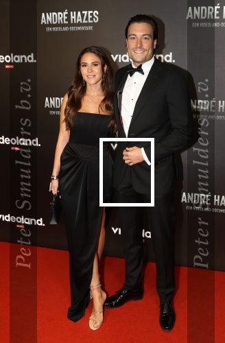 Amsterdam, 19 Oktober 2022
Premiere documentaire Andre Hazes bij Videoland in het Tuschinski theater
Viktor Verhulst met zijn partner Sarah Puttemans