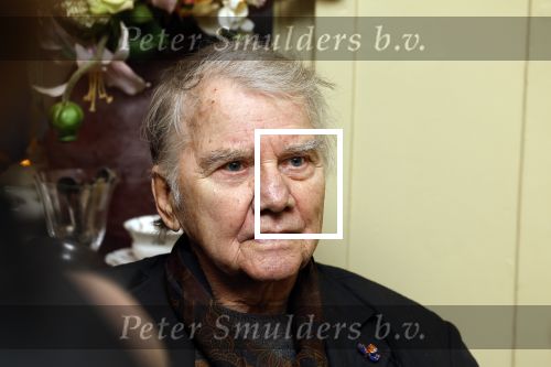 Amsterdam 17 november 2022
In theater Betty Asfalt viert Annemarie Oster haar 80e verjaardag . Willem Nijholt kwam met zijn partner Ben Swibben