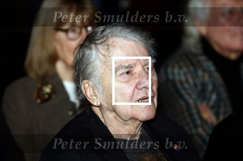 Amsterdam 17 november 2022
In theater Betty Asfalt viert Annemarie Oster haar 80e verjaardag . Willem Nijholt kwam met zijn partner Ben Swibben