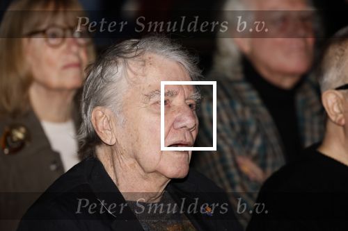 Amsterdam 17 november 2022
In theater Betty Asfalt viert Annemarie Oster haar 80e verjaardag . Willem Nijholt kwam met zijn partner Ben Swibben