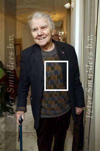 Amsterdam 17 november 2022
In theater Betty Asfalt viert Annemarie Oster haar 80e verjaardag . Willem Nijholt kwam met zijn partner Ben Swibben