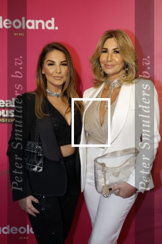 Amsterdam 22 november 2022
Presentatie Real Housewifes of Amsterdam in Hotel Krasnapolsky  van Videoland.  Yvonne en Michelle Dubbelboer