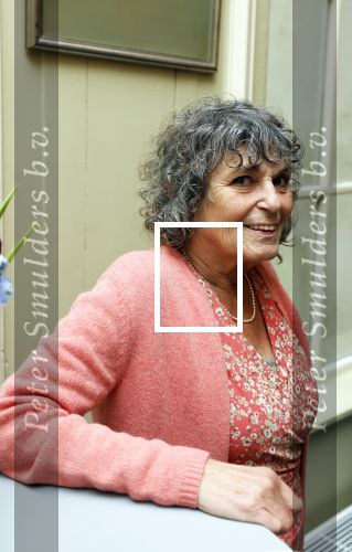 Amsterdam 17 november 2022
In theater Betty Asfalt viert Annemarie Oster haar 80e verjaardag . Yvonne Kroonenberg