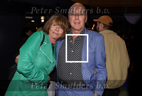 Gouda 16 oktober 2023
Premiere komedie over een bankoverval in Schouwburg Gouda. Alfred v d Heuvel met vriendin Lonneke Stulen