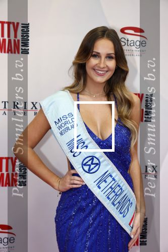 Utrecht 8 oktober 2023
Premiere Pretty Woman in het Beatrixtheater in Utrecht. Amber Koelewijn met haar ouders