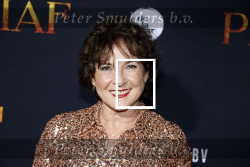 Amsterdam 13 oktober 2023
Premiere Piaf in het DeLamar theater. Anne-Mieke Ruyten v met nichtje