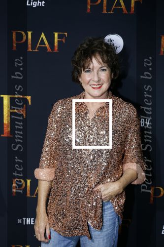 Amsterdam 13 oktober 2023
Premiere Piaf in het DeLamar theater. Anne-Mieke Ruyten v met nichtje