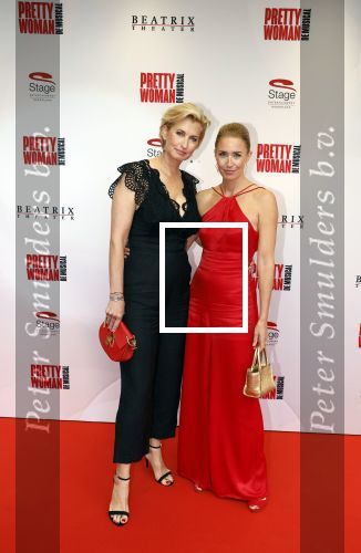 Utrecht 8 oktober 2023
Premiere Pretty Woman in het Beatrixtheater in Utrecht. Anouk Smulders en Sanny Zoekt geluk