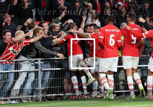 Eindhoven, 3 Oktober 2023
Championsleague PSV-Sevilla, eindstand 2-2
rmel Bella-Kotchap en Jordan Teze Luuk de Jong