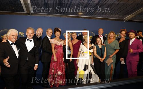Amsterdam 12 oktober 2023
Televizierring 2023 in Carre .
N en B vol liefde deelnemers en Art Rooijakkers en Jeroen Kijk in de Vegte