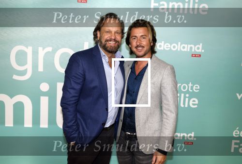 Amsterdam 10 oktober 2023
Premiere een grote familie in Tuschinski . Vidoeland gaat het uitzenden. carlo Boszhard en Herald