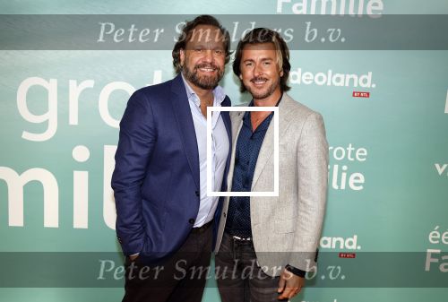 Amsterdam 10 oktober 2023
Premiere een grote familie in Tuschinski . Vidoeland gaat het uitzenden. carlo Boszhard en Herald