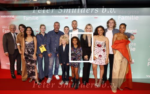 Amsterdam 10 oktober 2023
Premiere een grote familie in Tuschinski . Vidoeland gaat het uitzenden. cast met oa Chantal janzen Huub Stapel Jeroen v Koningsbrugge Lykele Muus Tina de Bruin en Silou Zijlstra