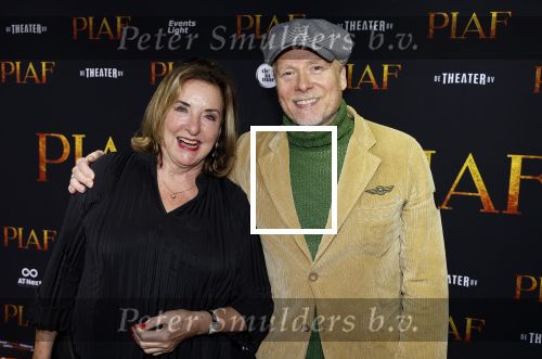 Amsterdam 13 oktober 2023
Premiere Piaf in het DeLamar theater.
Catherine Keyl met een kennis