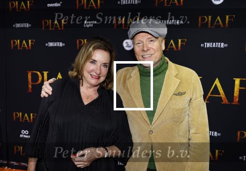 Amsterdam 13 oktober 2023
Premiere Piaf in het DeLamar theater.
Catherine Keyl met een kennis