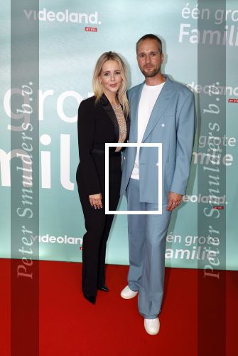 Amsterdam 10 oktober 2023
Premiere een grote familie in Tuschinski . Vidoeland gaat het uitzenden. Chantal Janzen en Lykele Muus