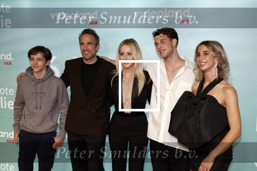 Amsterdam 10 oktober 2023
Premiere een grote familie in Tuschinski . Vidoeland gaat het uitzenden. Chantal Janzen met gezin