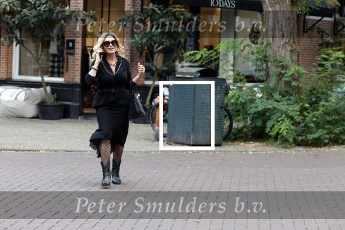 Amsterdam 11 oktober 2023
Connie Witteman met een vriendin op de cornelis schuytstraat.