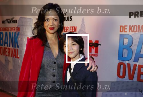 Gouda 16 oktober 2023
Premiere komedie over een bankoverval in Schouwburg Gouda. Cystine Carreon met zoon