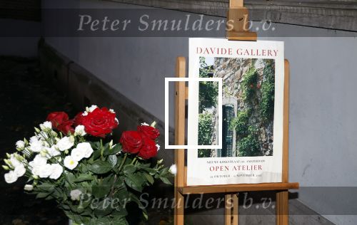 Amsterdam 29 oktober 2023
Opening expositie Davide Heijmans . Haar man Thierry Baudet en haar zoontje waren ook aanwezig .