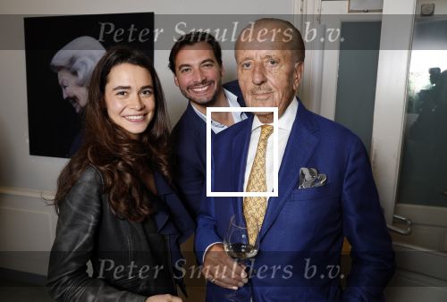 Amsterdam 29 oktober 2023
Opening expositie Davide Heijmans . Haar man Thierry Baudet en haar zoontje waren ook aanwezig .
Davide Heijmans en Theo Hiddema